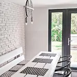 Wiejska 21 روسيان-نيدا