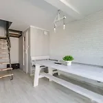 Wiejska 21
